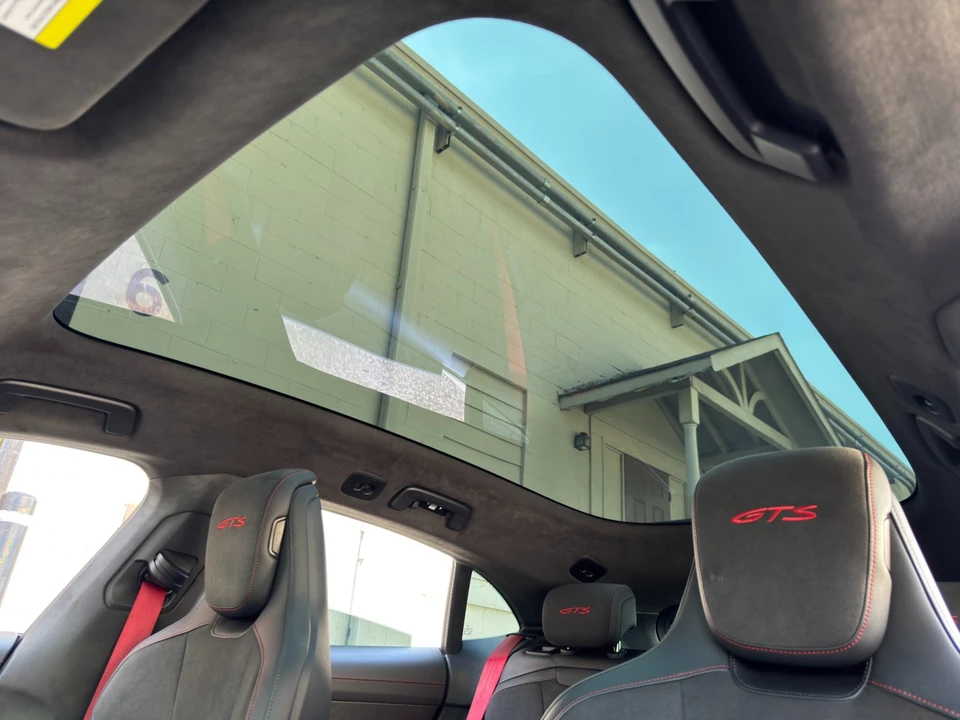 2024 Porsche Taycan GTS - Image 12 of 31