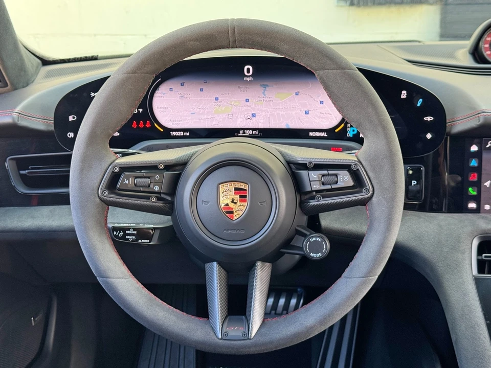 2024 Porsche Taycan GTS - Image 22 of 31