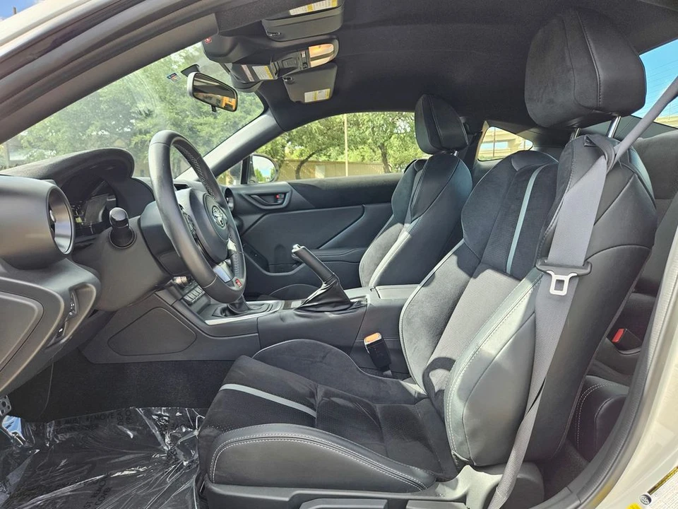 2024 Toyota GR86 2nd Gen - Image 12 of 29
