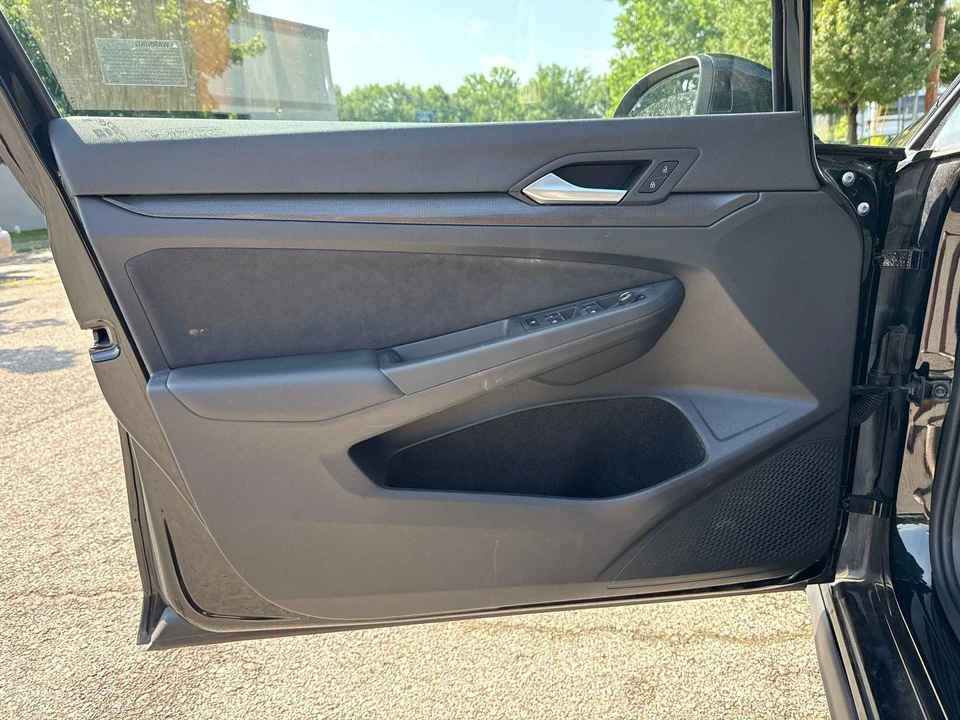 2024 Volkswagen GTI Mk8 - Image 10 of 26
