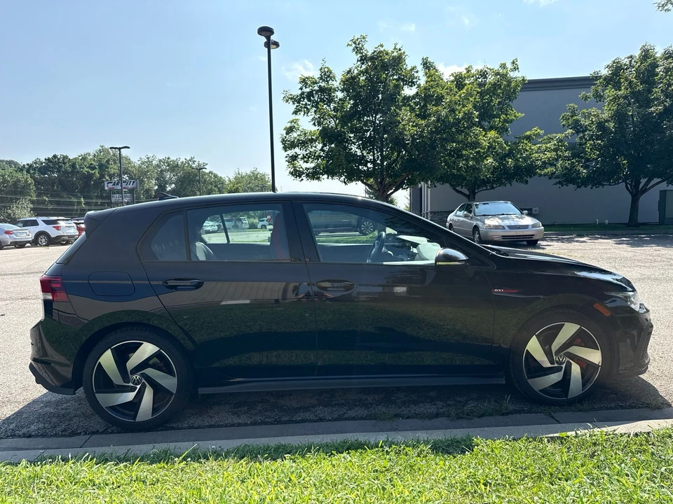 2024 Volkswagen GTI Mk8 - Image 4 of 26