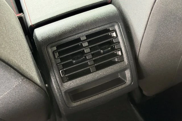 2024 Volkswagen GTI Mk8 - Image 14 of 31