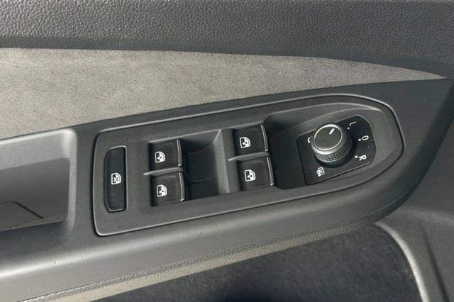 2024 Volkswagen GTI Mk8 - Image 12 of 31