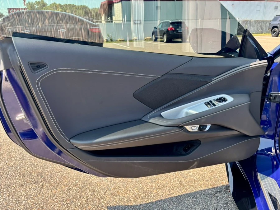 2025 Chevrolet Corvette C8 Z06 - Image 9 of 31