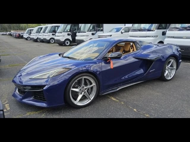 2025 Chevrolet Corvette C8 E-Ray - Image 4 of 8