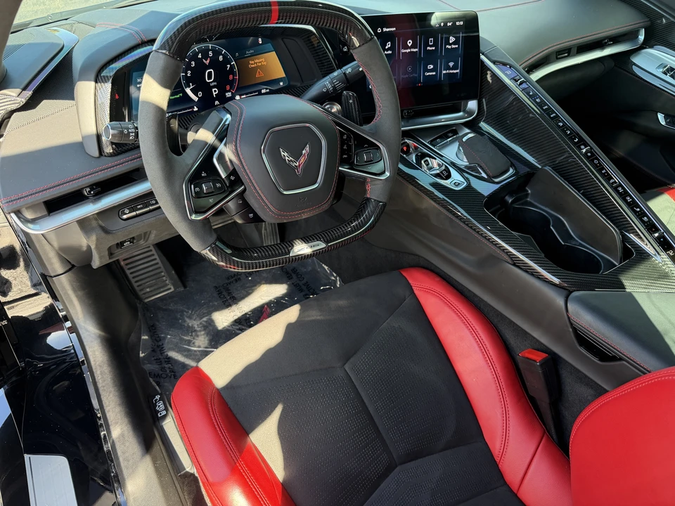 2025 Chevrolet Corvette C8 Z06 - Image 14 of 31