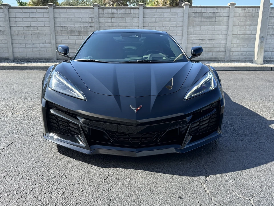2025 Chevrolet Corvette C8 Z06 - Image 10 of 31