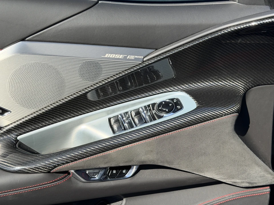 2025 Chevrolet Corvette C8 Z06 - Image 17 of 31