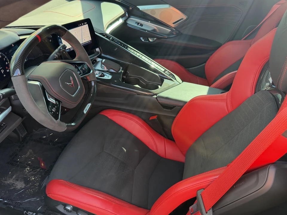 2025 Chevrolet Corvette C8 Z06 - Image 4 of 31