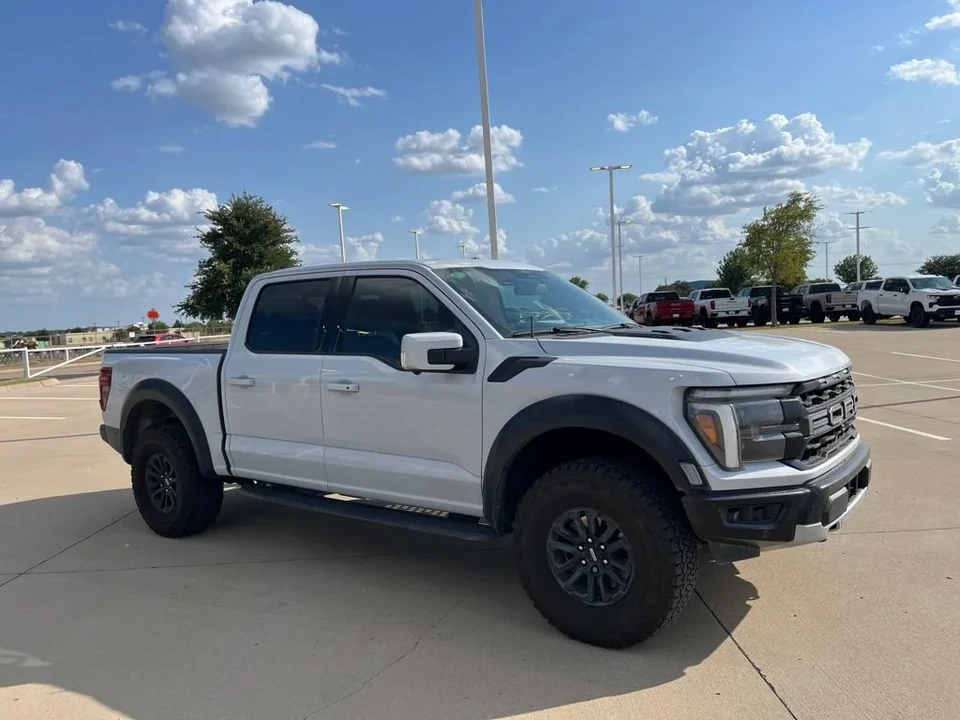 2025 Ford F-150 Raptor 14th Gen - Image 7 of 20