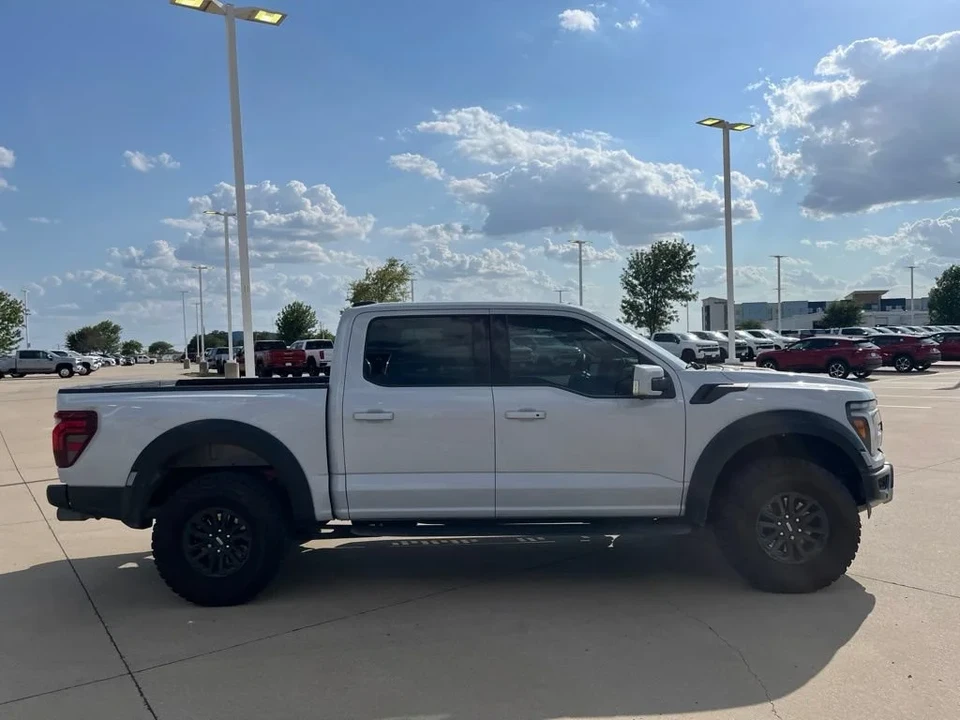 2025 Ford F-150 Raptor 14th Gen - Image 6 of 20