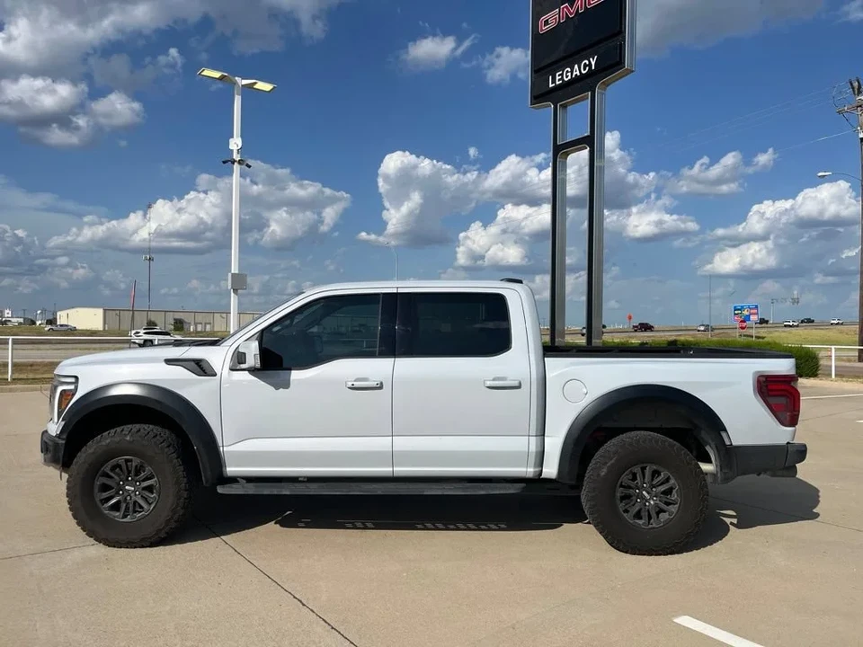 2025 Ford F-150 Raptor 14th Gen - Image 3 of 20