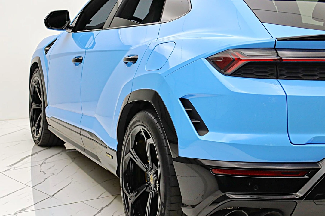 2025 Lamborghini Urus SE - Image 10 of 31