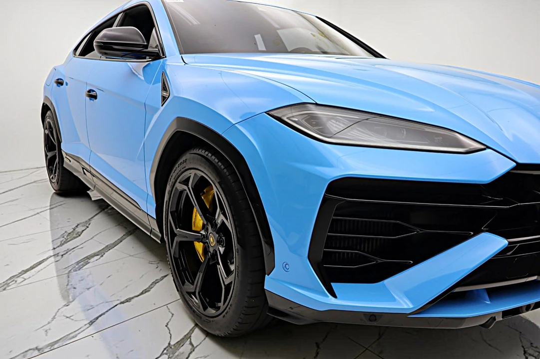 2025 Lamborghini Urus SE - Image 6 of 31