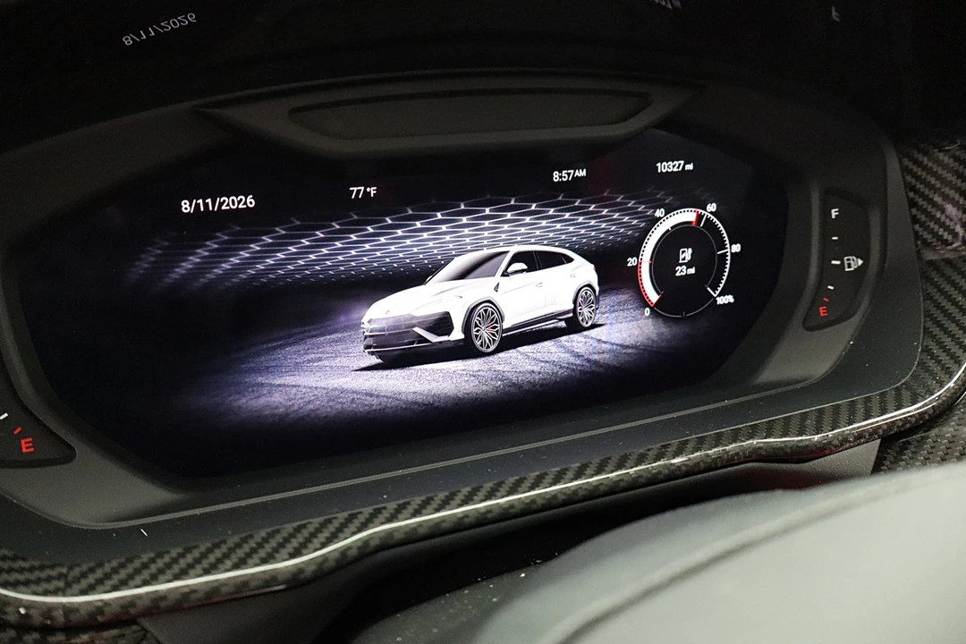 2025 Lamborghini Urus SE - Image 22 of 31