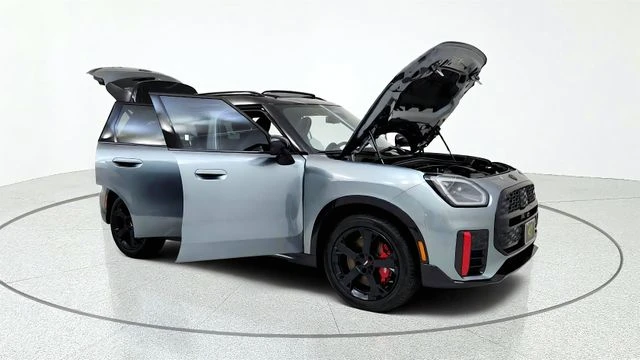 2025 Mini Countryman 3rd Gen - Image 11 of 31