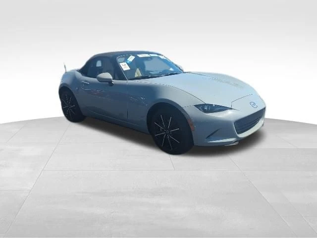 2025 Mazda ND MX-5 Miata - Image 4 of 13