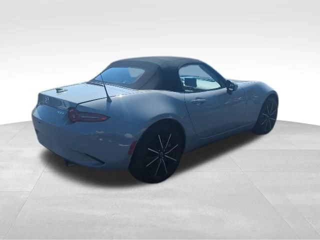 2025 Mazda ND MX-5 Miata - Image 6 of 13