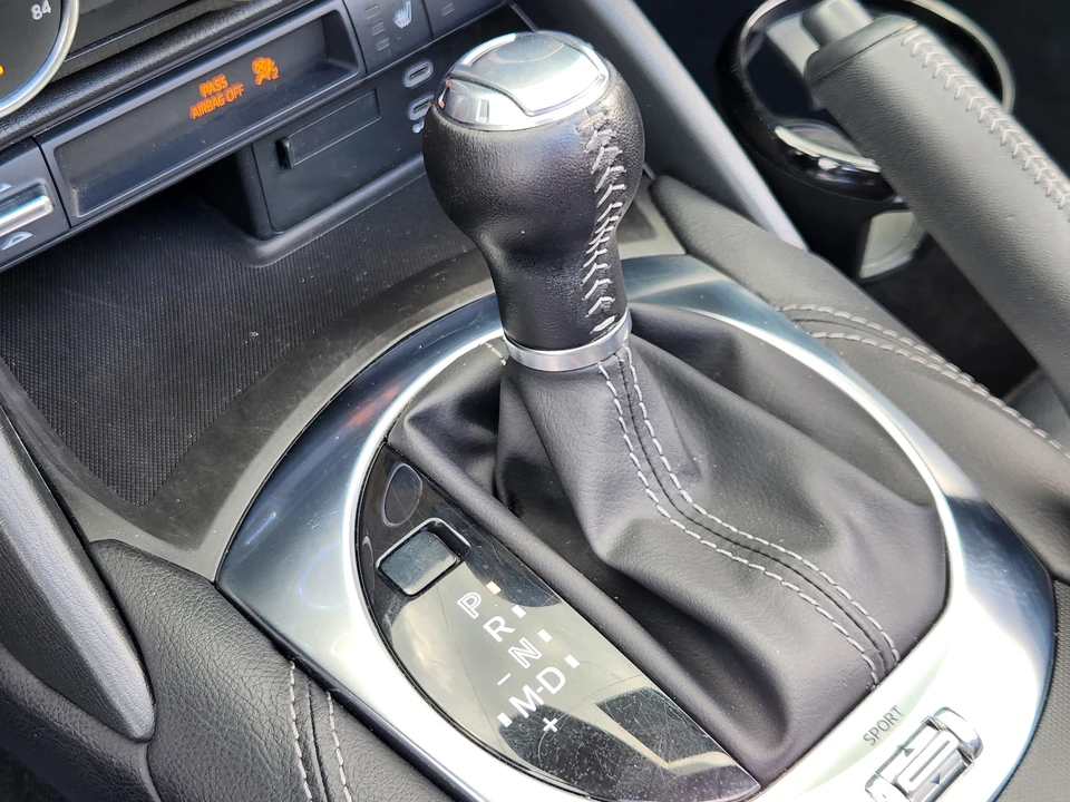 2025 Mazda ND MX-5 Miata - Image 17 of 28