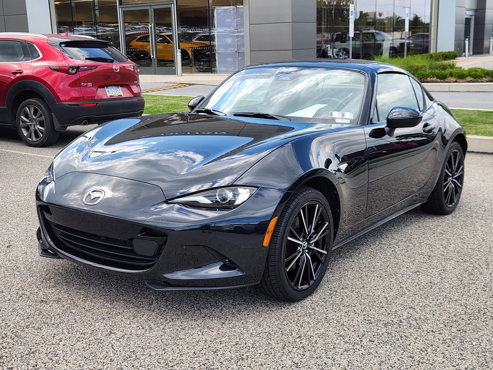 2025 Mazda ND MX-5 Miata - Image 2 of 28