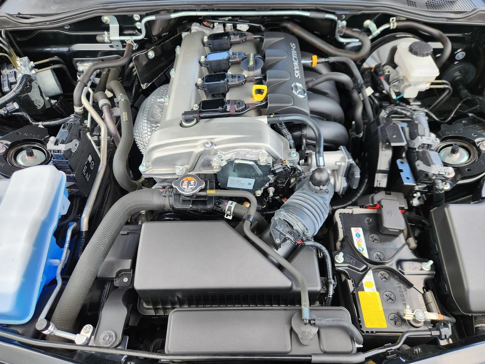 2025 Mazda ND MX-5 Miata - Image 21 of 28