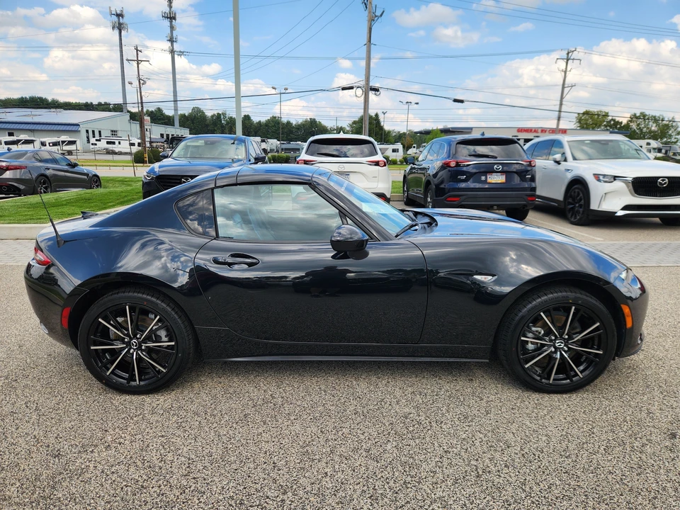 2025 Mazda ND MX-5 Miata - Image 6 of 28