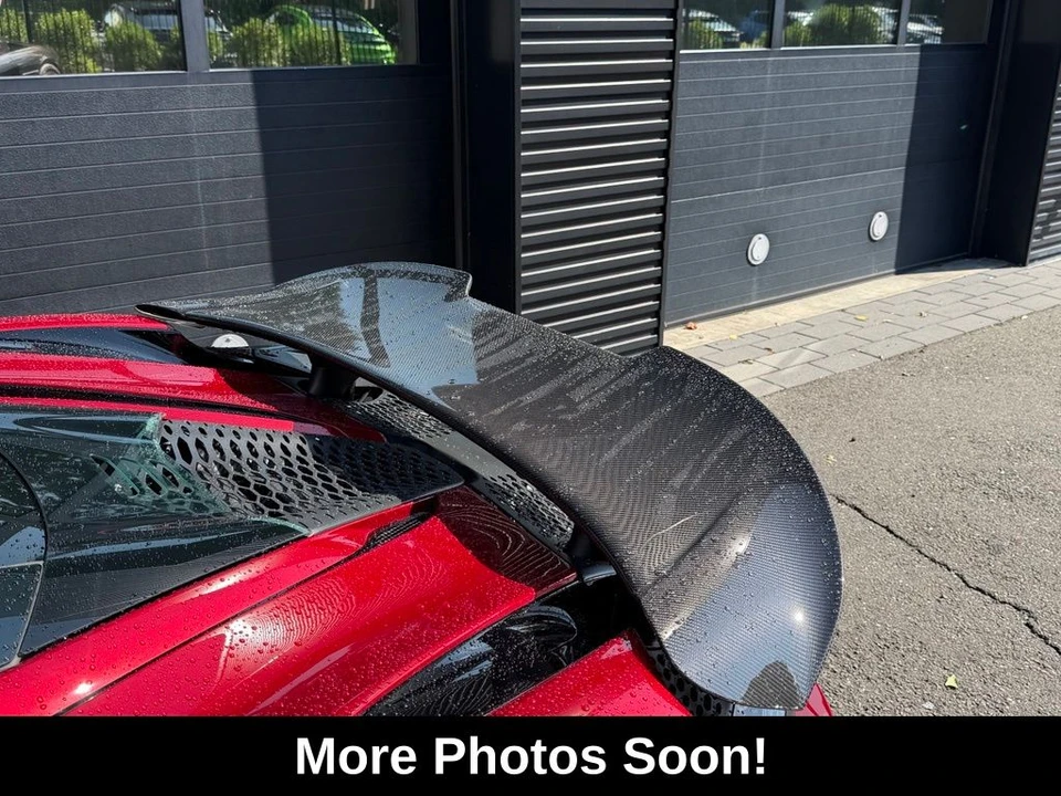 2025 McLaren 750S - Image 4 of 7