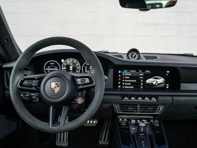 2025 Porsche 992 Carrera GTS - Image 22 of 31