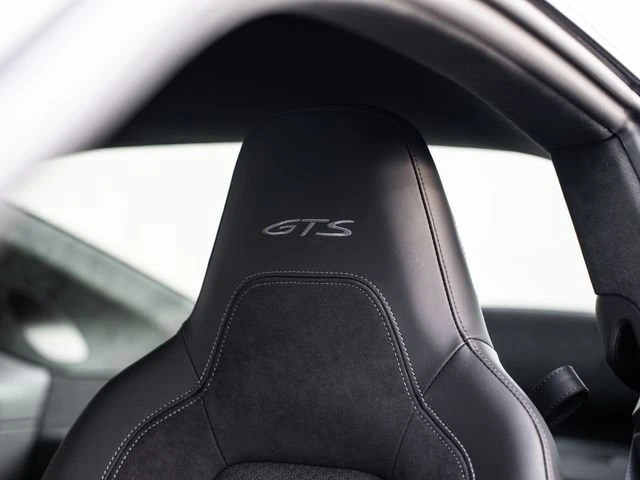 2025 Porsche 992 Carrera GTS - Image 19 of 31