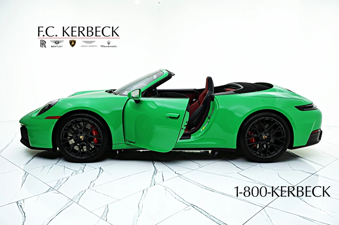 2025 Porsche 992 Carrera GTS - Image 4 of 31
