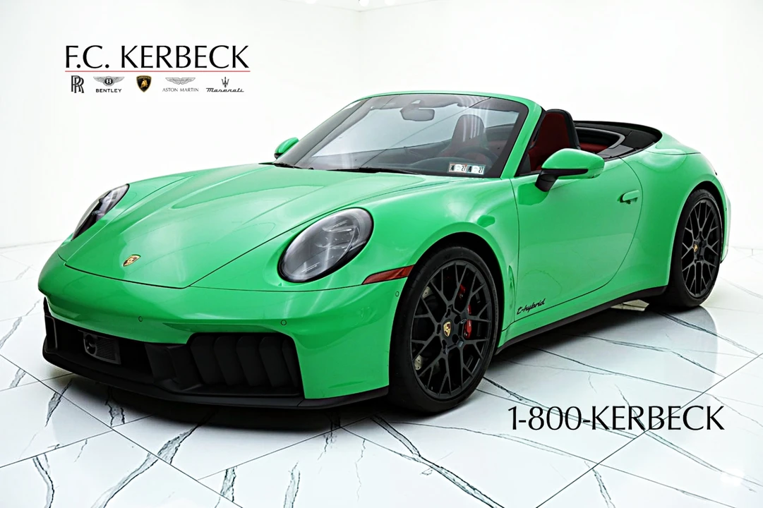 2025 Porsche 992 Carrera GTS - Image 2 of 31