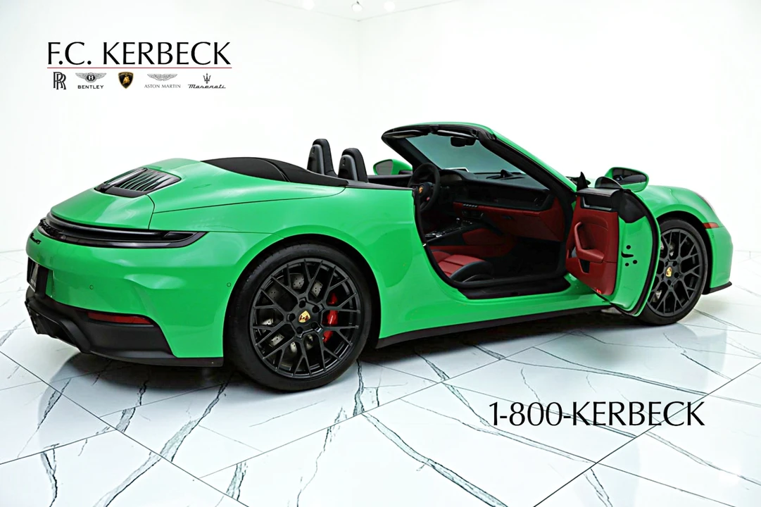 2025 Porsche 992 Carrera GTS - Image 12 of 31