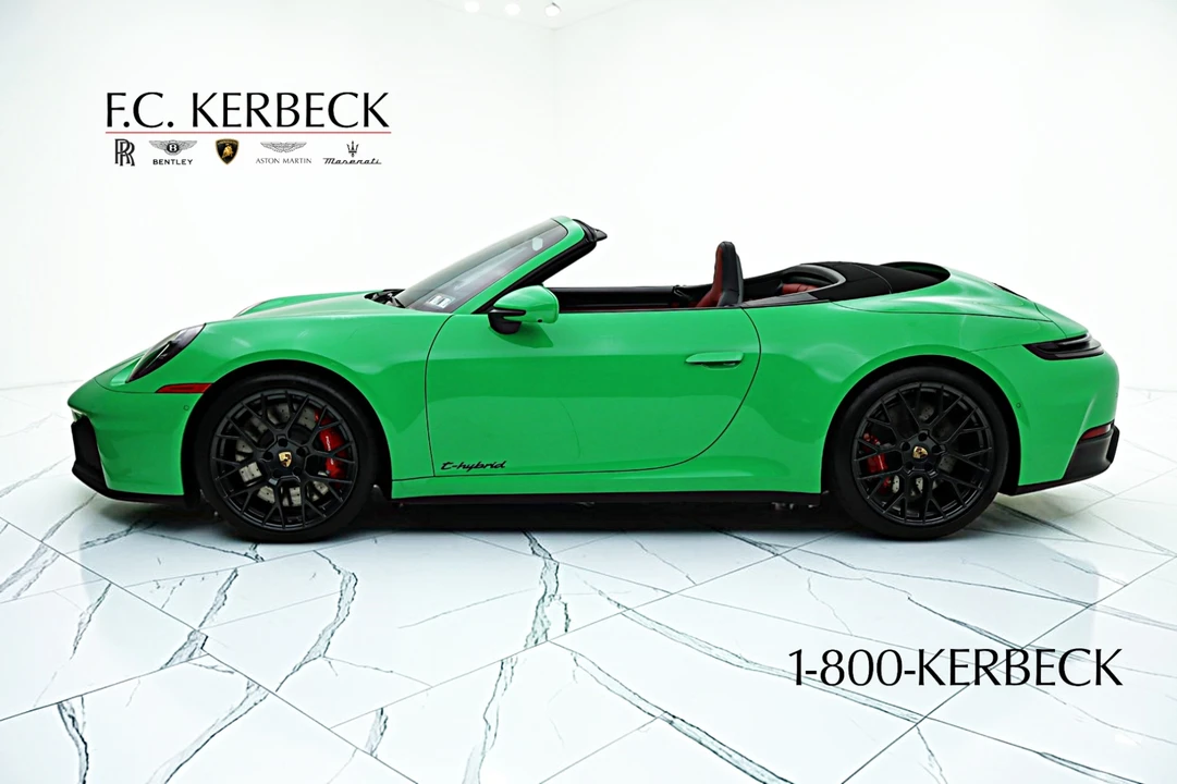 2025 Porsche 992 Carrera GTS - Image 3 of 31