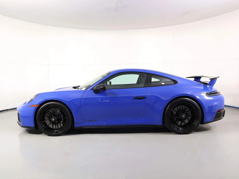 2025 Porsche 992 Carrera GTS - Image 2 of 27