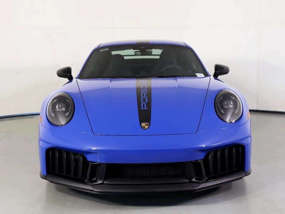 2025 Porsche 992 Carrera GTS - Image 10 of 27
