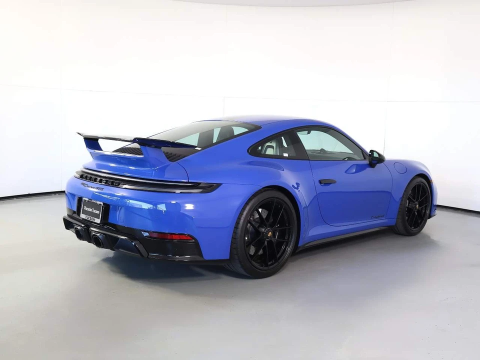 2025 Porsche 992 Carrera GTS - Image 7 of 27