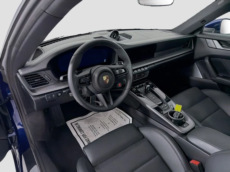 2025 Porsche 911 - Image 4 of 31