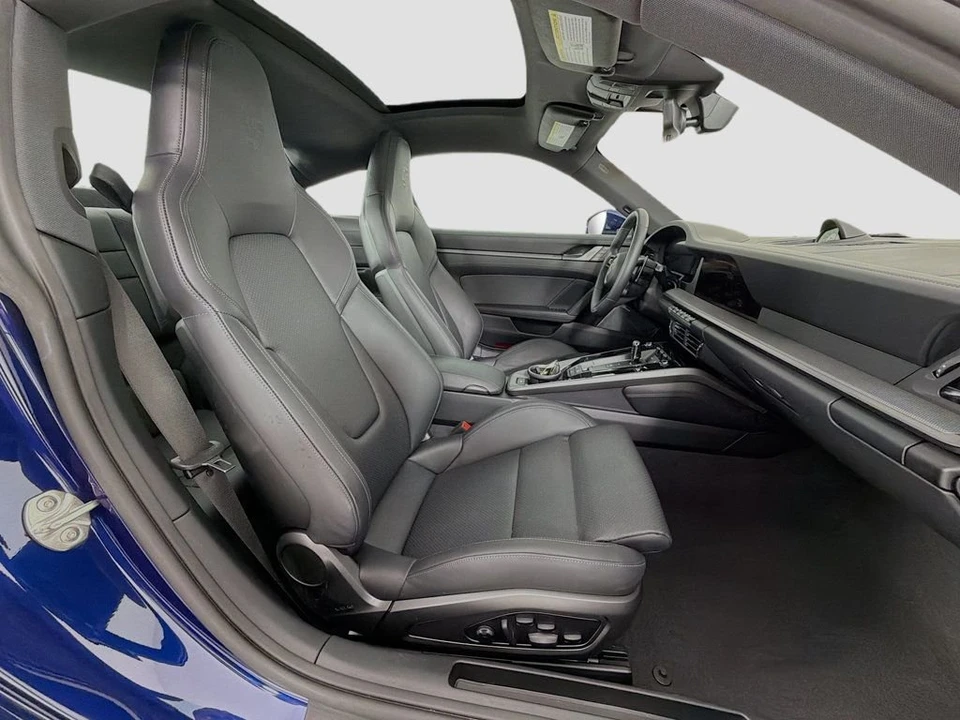 2025 Porsche 911 - Image 31 of 31