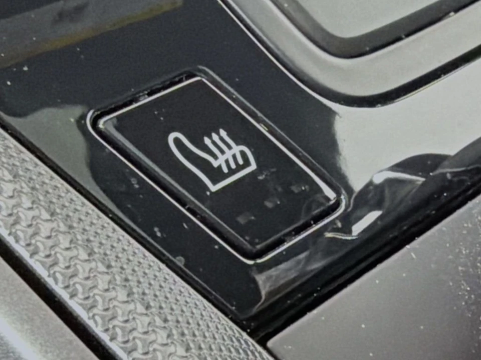 2025 Porsche 911 - Image 25 of 31