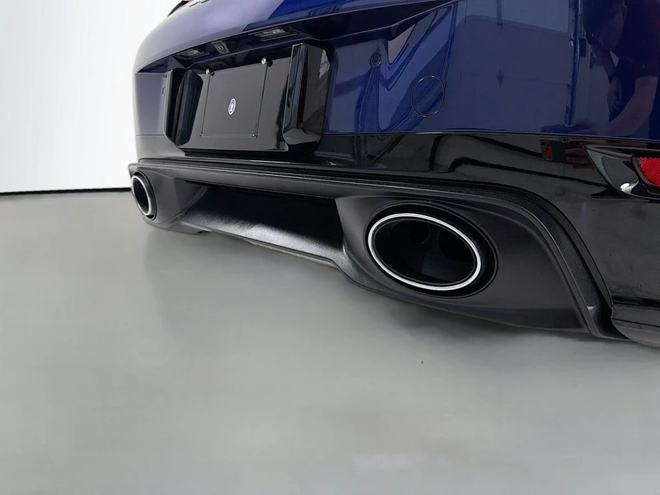 2025 Porsche 911 - Image 13 of 31