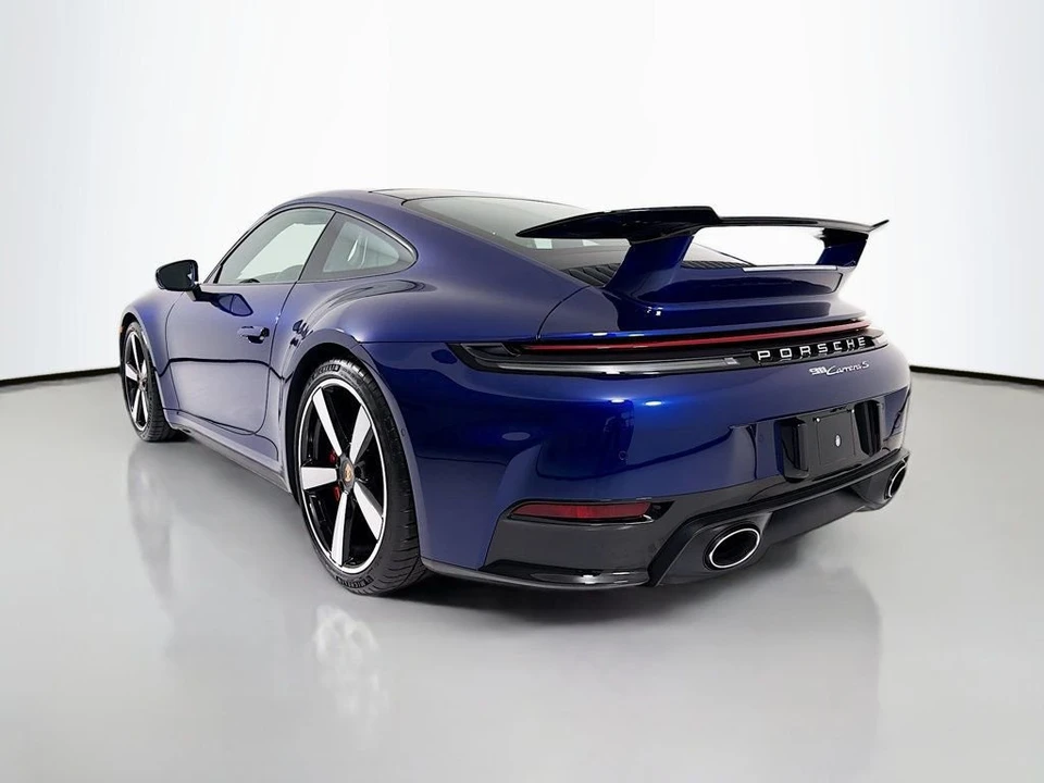 2025 Porsche 911 - Image 3 of 31