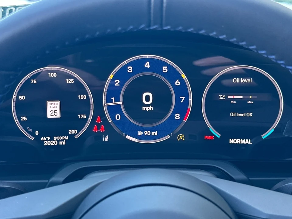 2025 Porsche 992 Carrera T - Image 24 of 28