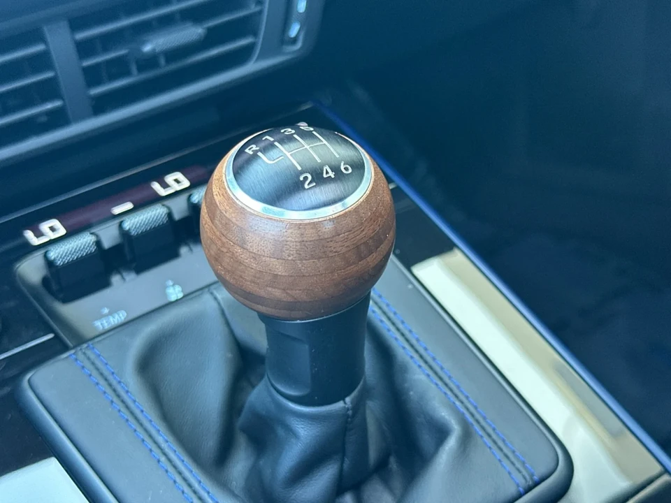 2025 Porsche 992 Carrera T - Image 21 of 28