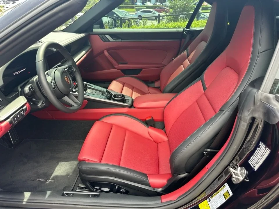 2025 Porsche 992 Carrera - Image 5 of 6