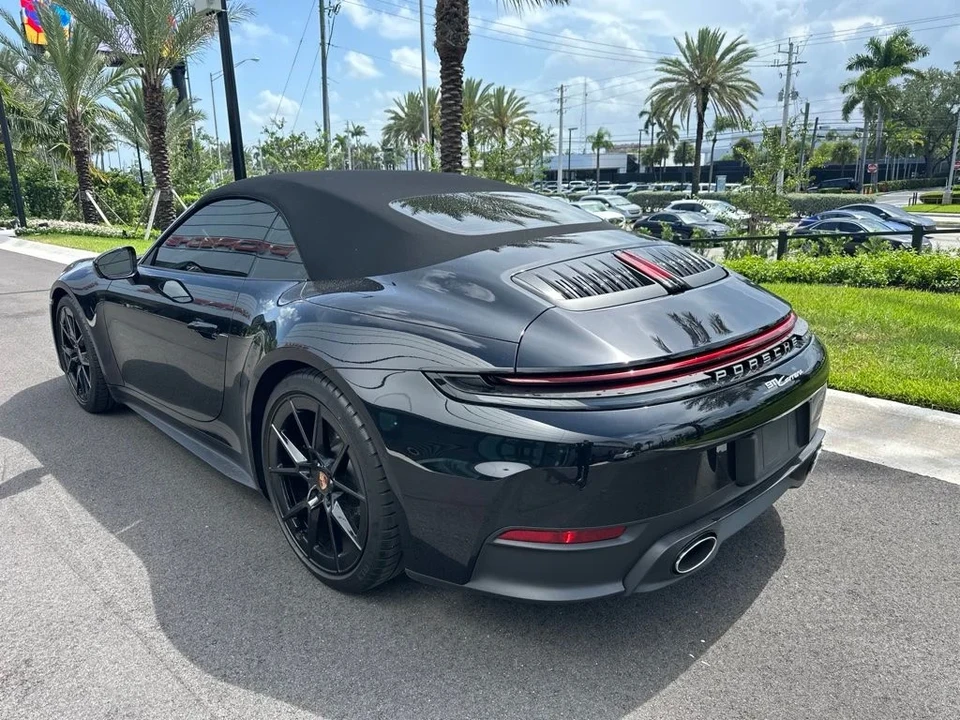 2025 Porsche 992 Carrera - Image 2 of 6