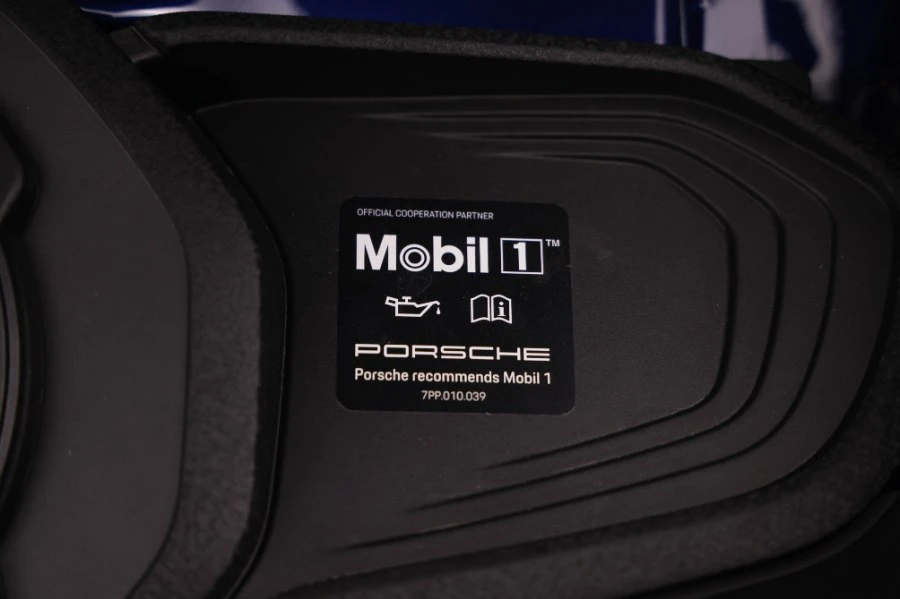2025 Porsche 992 Turbo - Image 20 of 31