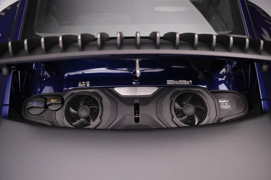 2025 Porsche 992 Turbo - Image 13 of 31