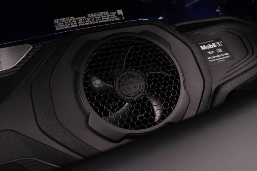 2025 Porsche 992 Turbo - Image 17 of 31