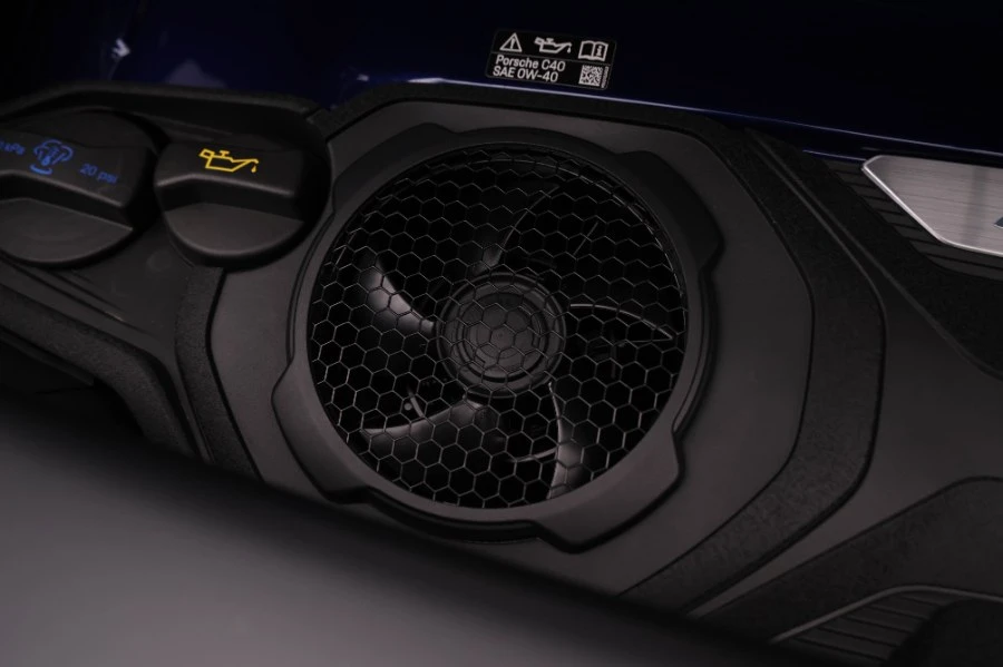2025 Porsche 992 Turbo - Image 15 of 31