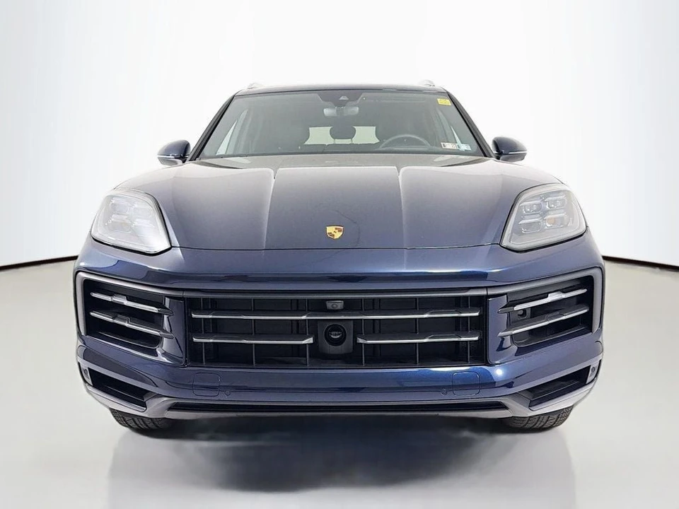 2025 Porsche Cayenne - Image 6 of 31